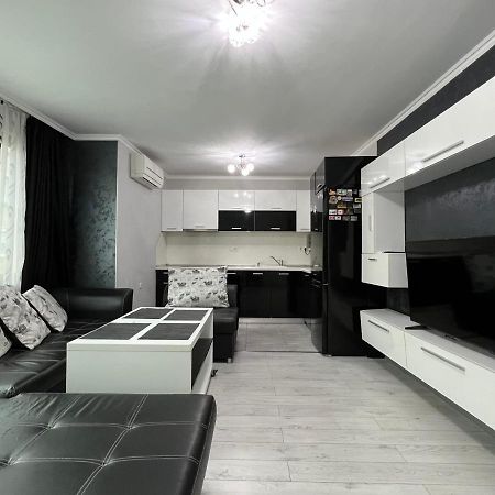 Tea Apartments Pomorie Eksteriør billede